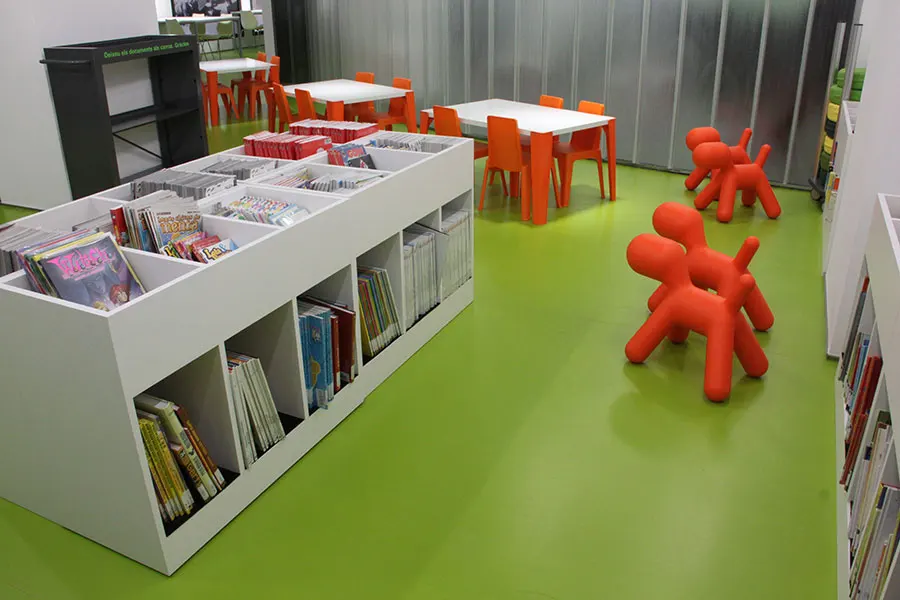Mobiliario para ludotecas y bibliotecas