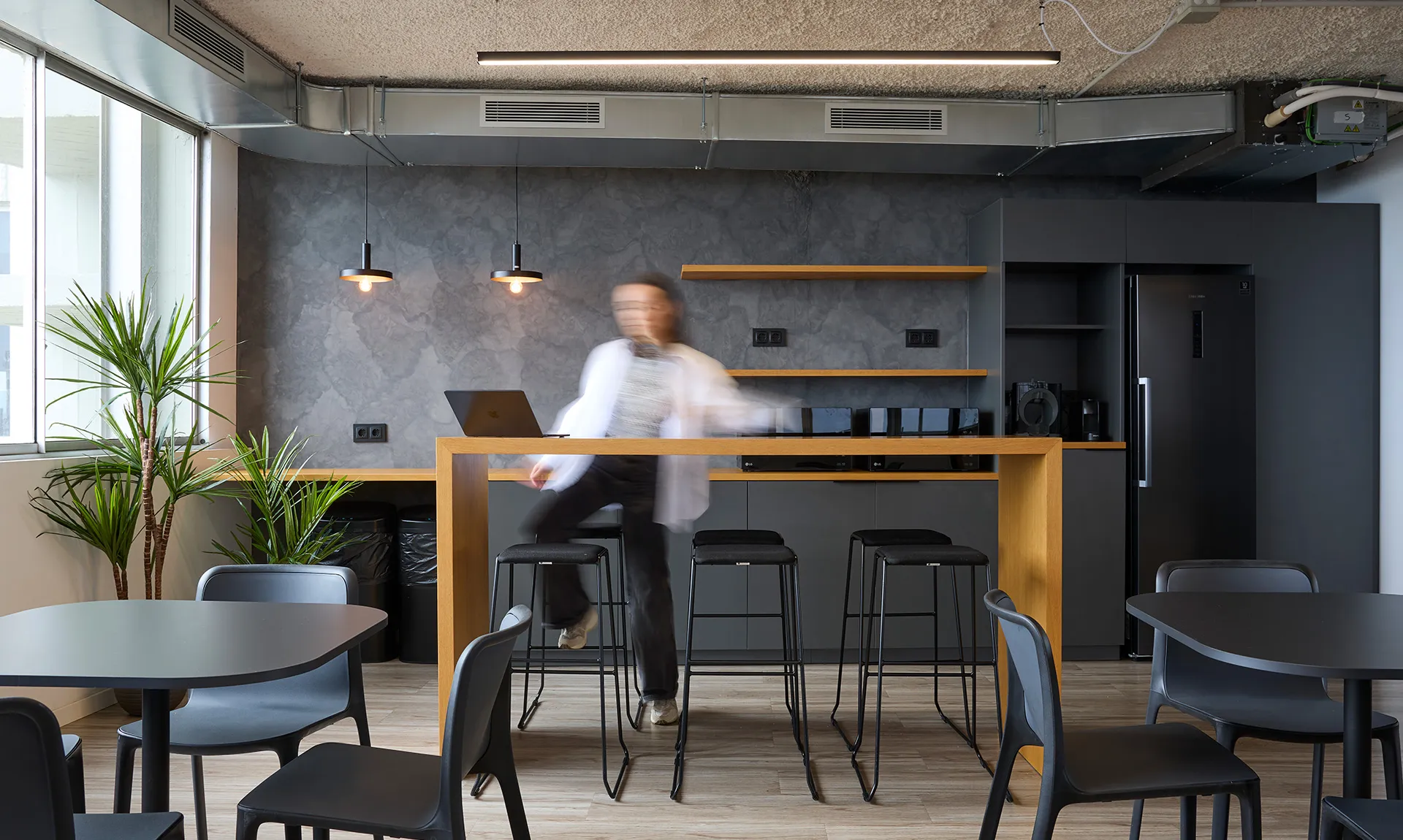 Rehabilitación oficinas Shinko by Wholecontract