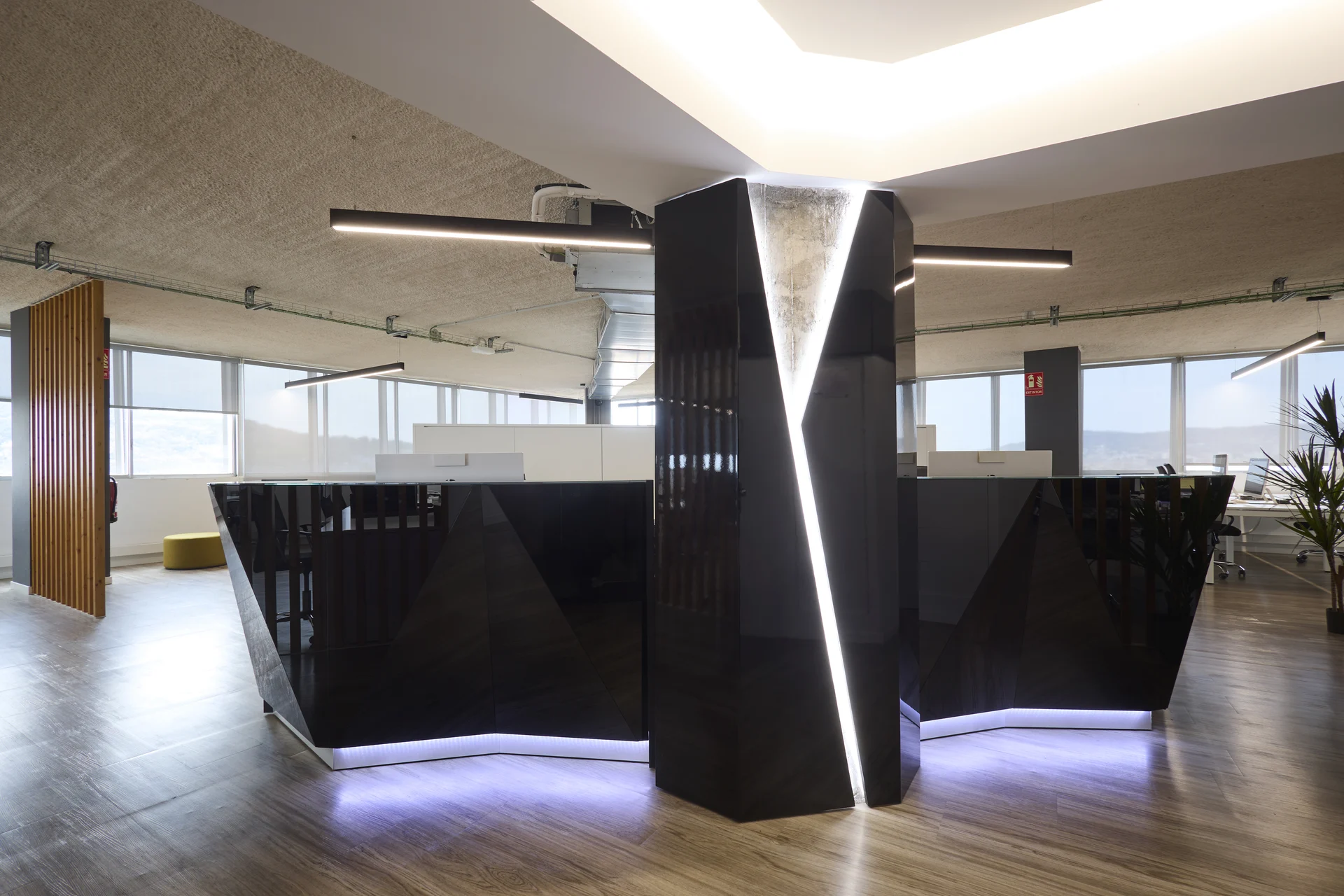 Rehabilitación oficinas Shinko by Wholecontract