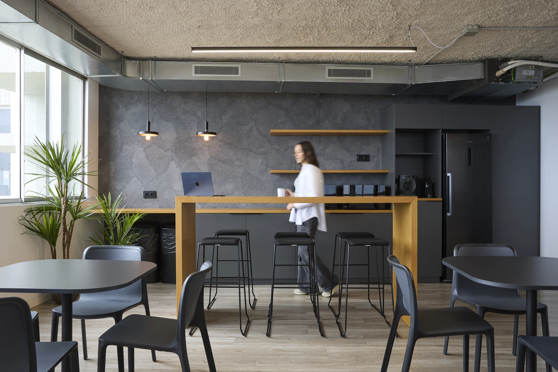 Rehabilitación oficinas Shinko by Wholecontract