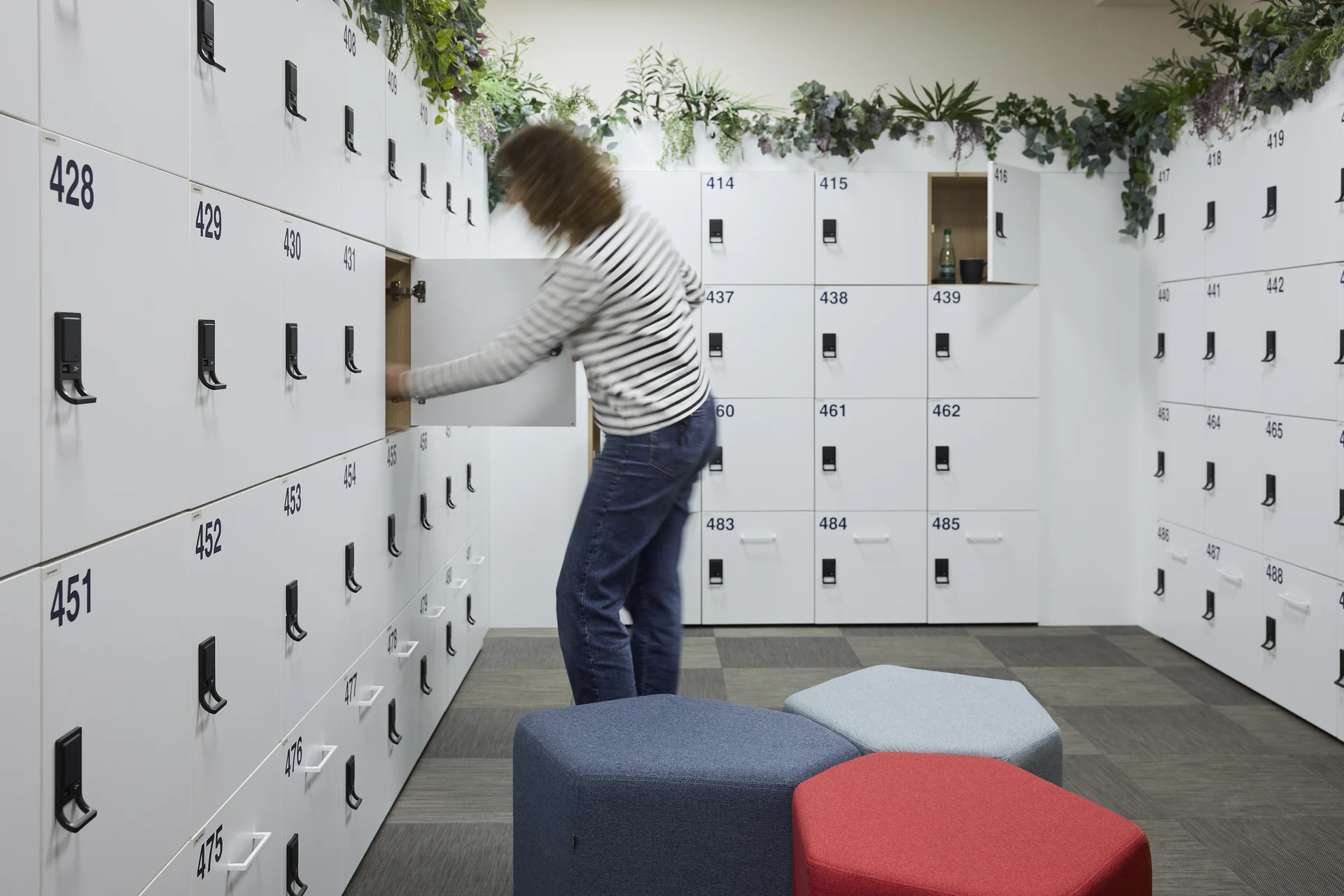 Adaptación oficinas Page Group by Wholecontract