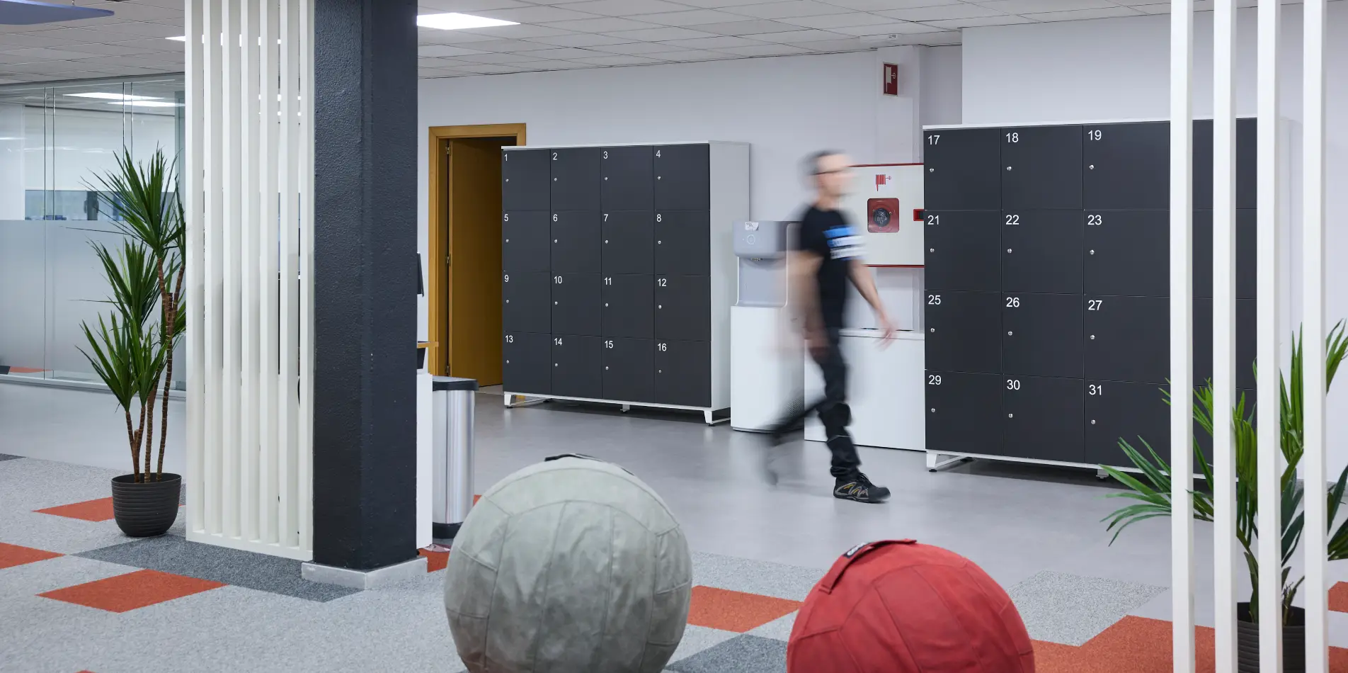 Remodelación oficinas Earpro by Wholecontract