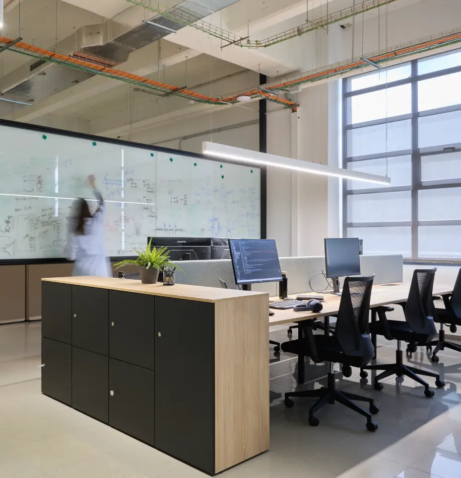 Diseño de oficina Qilimanjaro by Wholecontract