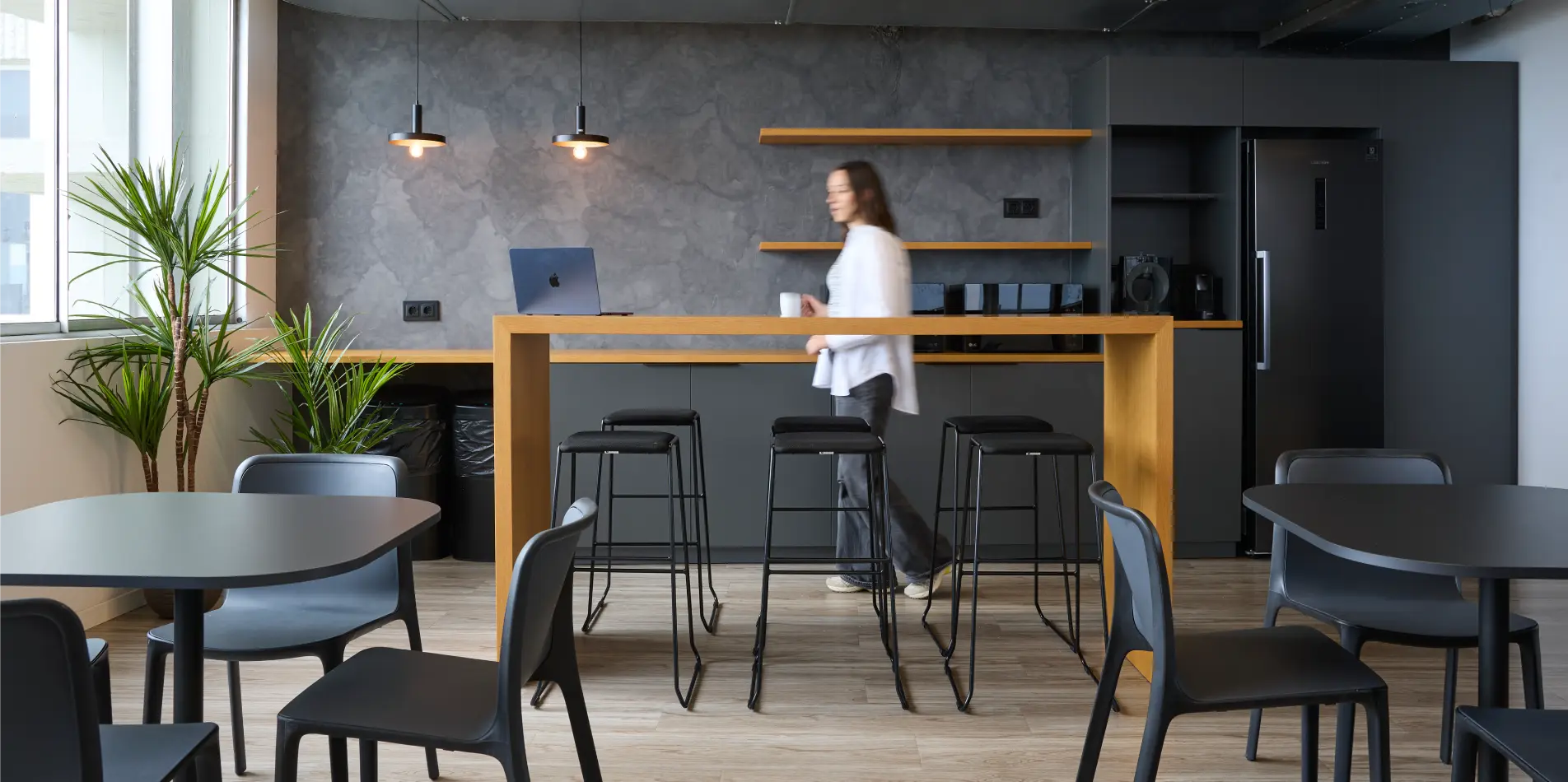 Rehabilitación oficinas Shinko by Wholecontract