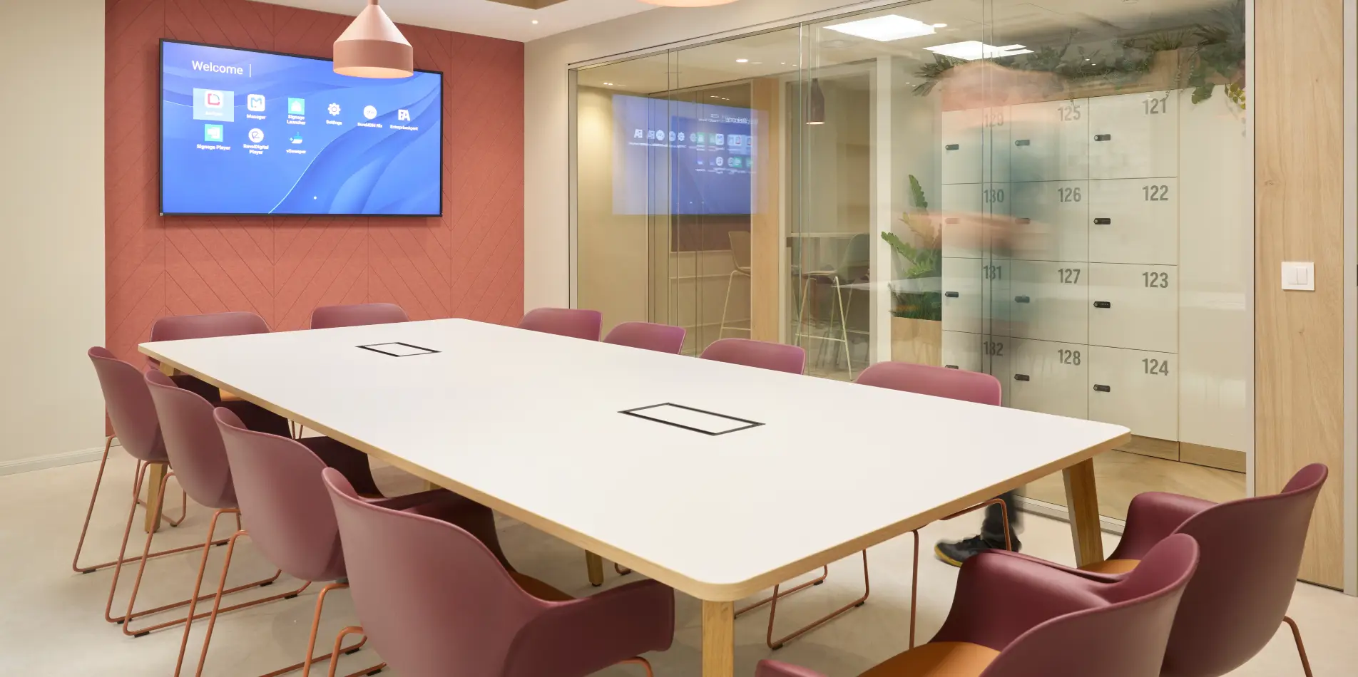 Volotea by Wholecontract